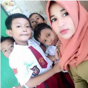 Asrini Yuli Wahyuni,SH